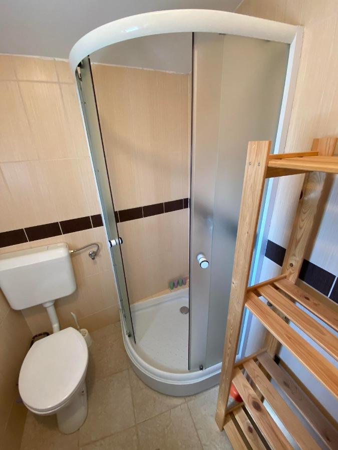 Beachfront Apartment Вир Экстерьер фото